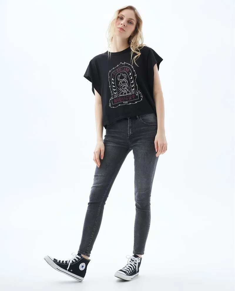 Camiseta con manga amplia para mujer