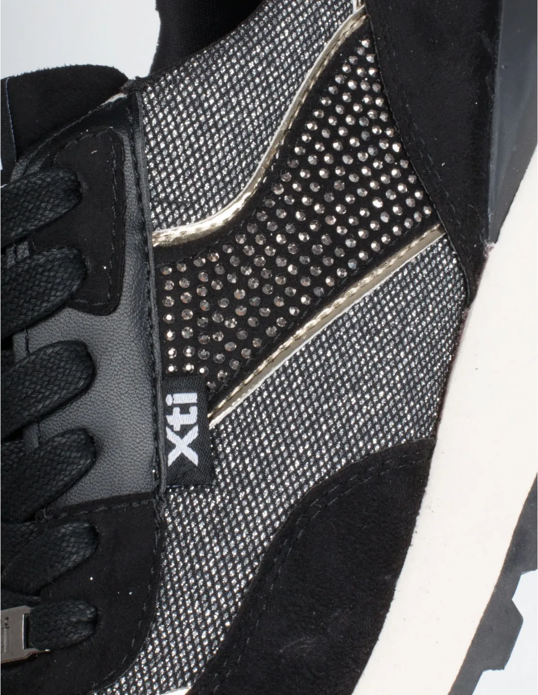 XTI Zapatillas Brillos Strass Negras